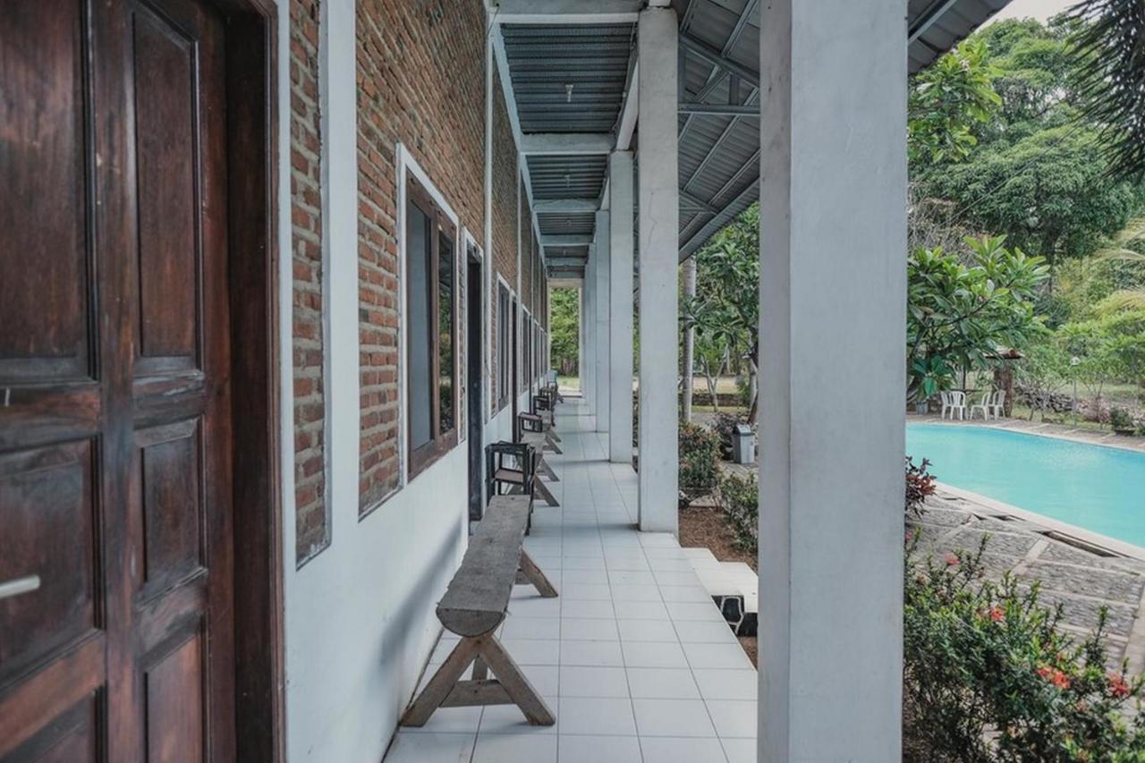 Reddoorz Near Pantai Florida Anyer Hotel Serang Exterior foto
