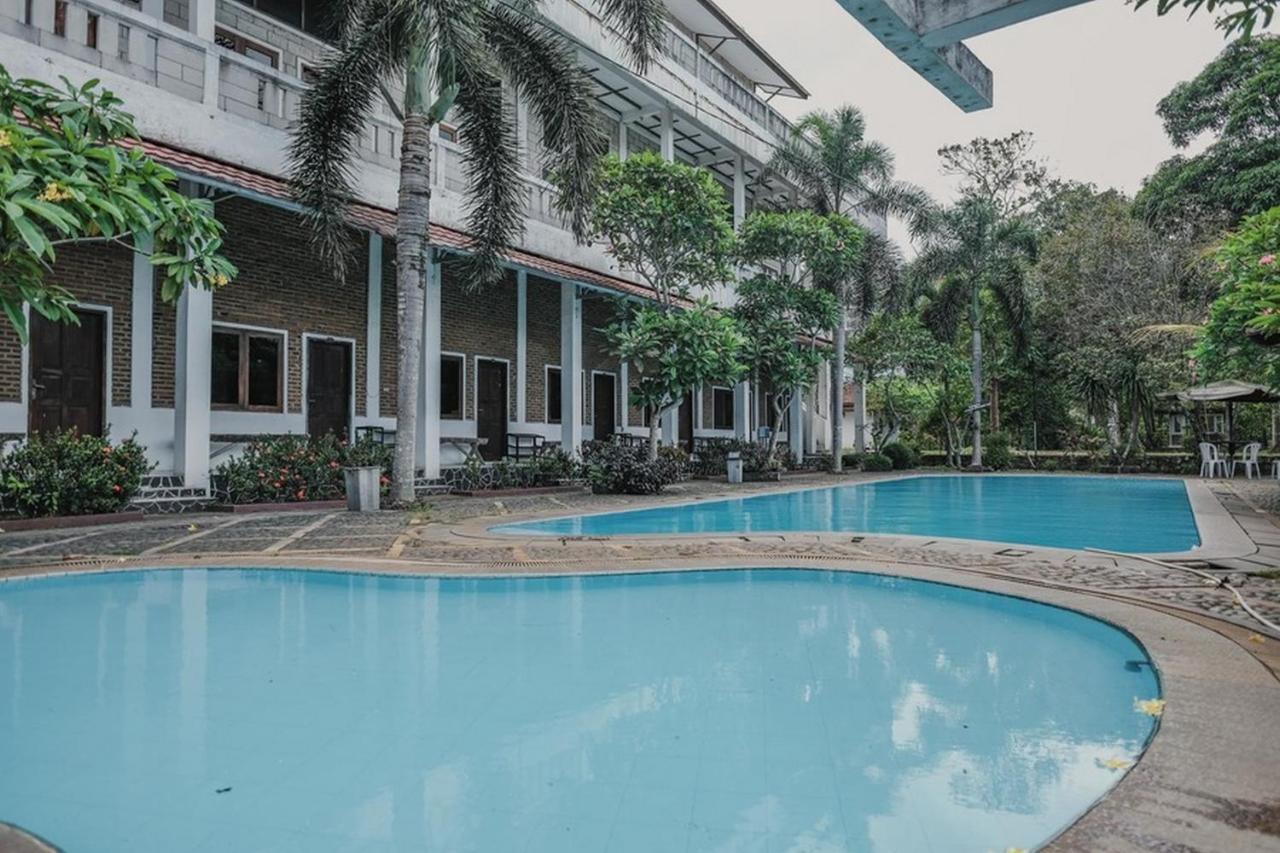 Reddoorz Near Pantai Florida Anyer Hotel Serang Exterior foto