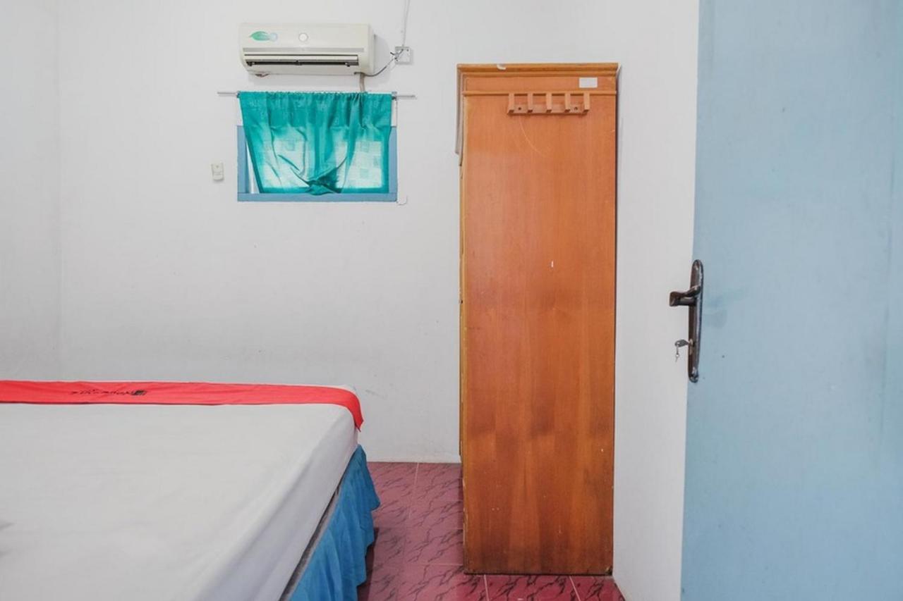 Reddoorz Near Pantai Florida Anyer Hotel Serang Exterior foto