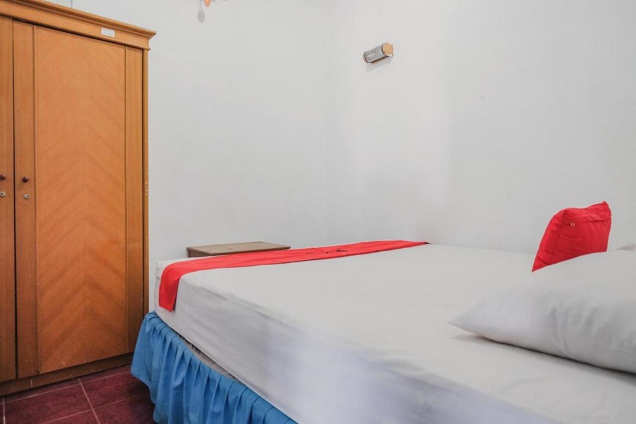 Reddoorz Near Pantai Florida Anyer Hotel Serang Exterior foto