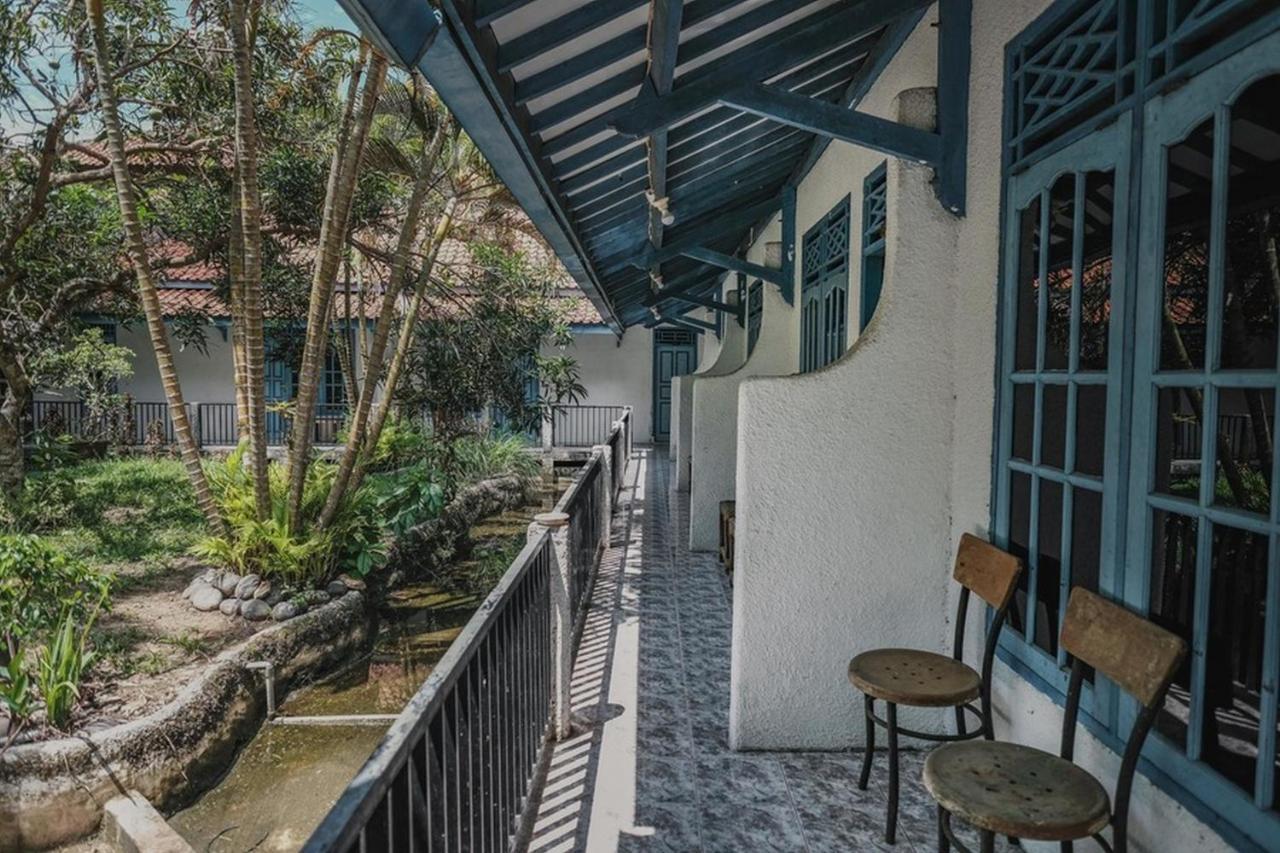 Reddoorz Near Pantai Florida Anyer Hotel Serang Exterior foto